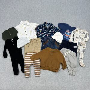 Baby Boy 0-3 Month Mixed Clothes Lot Bodysuits, Pants, Sweater, Sleepers, Cotton